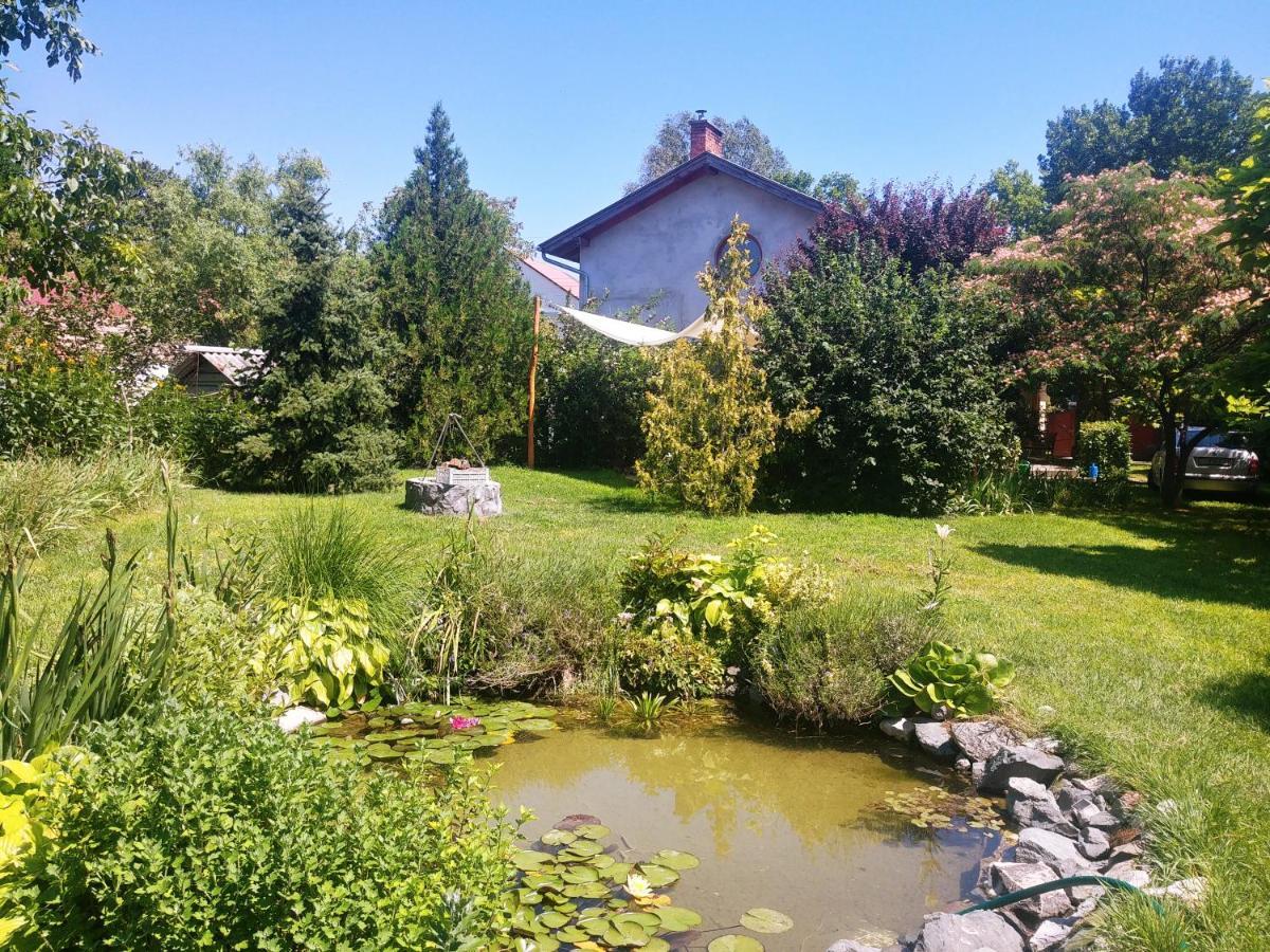 Ferienwohnung Nyugalom Szigete Haz Lakitelek Exterior foto