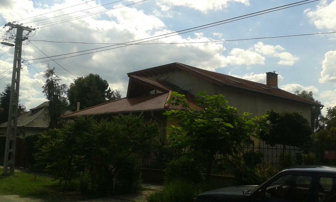 Ferienwohnung Nyugalom Szigete Haz Lakitelek Exterior foto